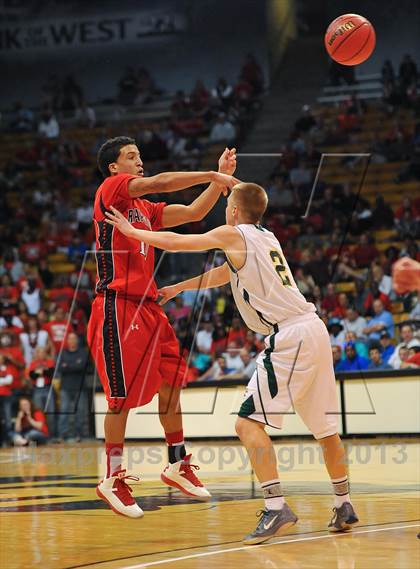 Thumbnail 1 in Eaglecrest vs. Mountain Vista (CHSAA 5A Final Four) photogallery.