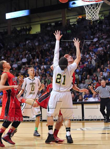 Thumbnail 1 in Eaglecrest vs. Mountain Vista (CHSAA 5A Final Four) photogallery.