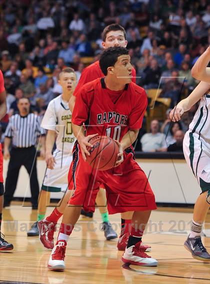 Thumbnail 2 in Eaglecrest vs. Mountain Vista (CHSAA 5A Final Four) photogallery.