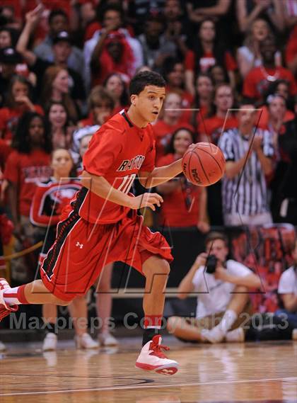 Thumbnail 2 in Eaglecrest vs. Mountain Vista (CHSAA 5A Final Four) photogallery.