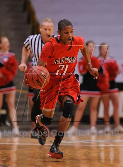 Thumbnail 1 in Eaglecrest vs. Mountain Vista (CHSAA 5A Final Four) photogallery.