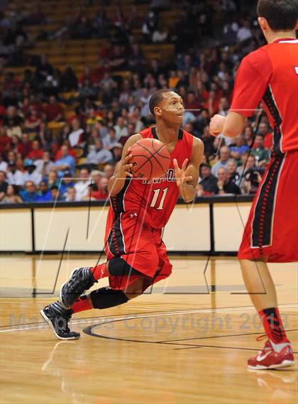 Thumbnail 1 in Eaglecrest vs. Mountain Vista (CHSAA 5A Final Four) photogallery.