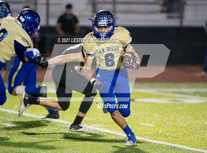 Thumbnail 3 in San Diego vs. Orange Grove (UIL 3A Bi-District Playoffs) photogallery.