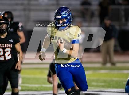 Thumbnail 2 in San Diego vs. Orange Grove (UIL 3A Bi-District Playoffs) photogallery.