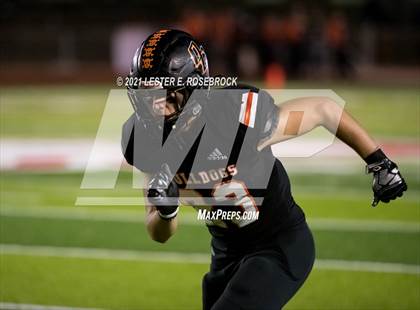 Thumbnail 2 in San Diego vs. Orange Grove (UIL 3A Bi-District Playoffs) photogallery.