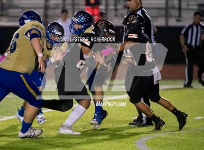 Thumbnail 2 in San Diego vs. Orange Grove (UIL 3A Bi-District Playoffs) photogallery.