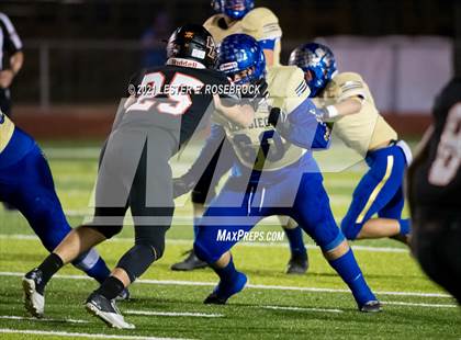 Thumbnail 2 in San Diego vs. Orange Grove (UIL 3A Bi-District Playoffs) photogallery.