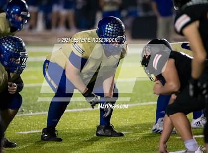 Thumbnail 3 in San Diego vs. Orange Grove (UIL 3A Bi-District Playoffs) photogallery.