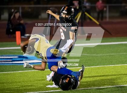Thumbnail 1 in San Diego vs. Orange Grove (UIL 3A Bi-District Playoffs) photogallery.