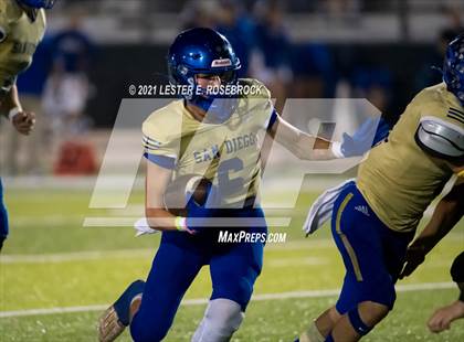 Thumbnail 2 in San Diego vs. Orange Grove (UIL 3A Bi-District Playoffs) photogallery.