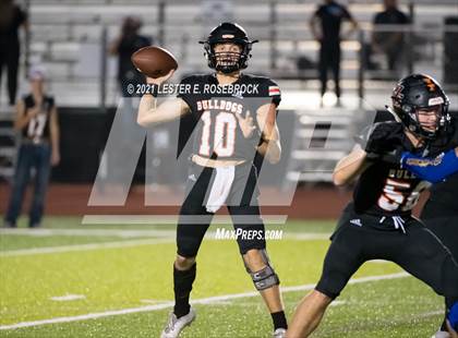 Thumbnail 3 in San Diego vs. Orange Grove (UIL 3A Bi-District Playoffs) photogallery.