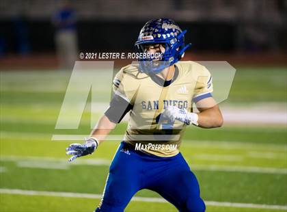 Thumbnail 2 in San Diego vs. Orange Grove (UIL 3A Bi-District Playoffs) photogallery.