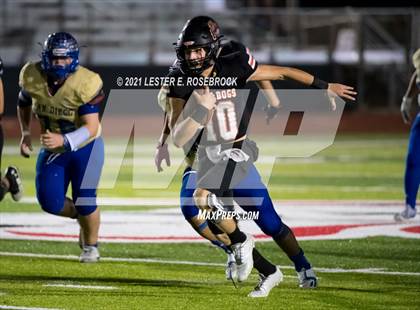 Thumbnail 2 in San Diego vs. Orange Grove (UIL 3A Bi-District Playoffs) photogallery.