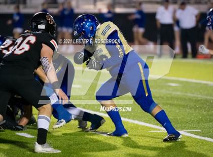 Thumbnail 3 in San Diego vs. Orange Grove (UIL 3A Bi-District Playoffs) photogallery.