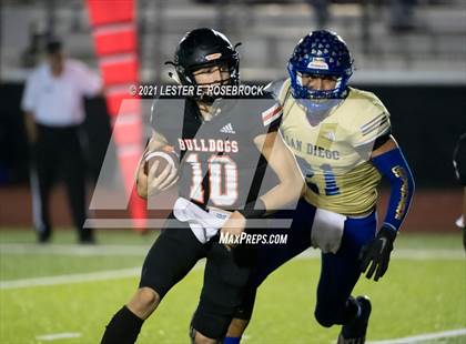 Thumbnail 1 in San Diego vs. Orange Grove (UIL 3A Bi-District Playoffs) photogallery.