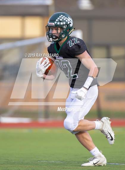 Thumbnail 1 in West Islip vs. Lindenhurst Section XI Division II Finals photogallery.