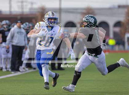 Thumbnail 1 in West Islip vs. Lindenhurst Section XI Division II Finals photogallery.