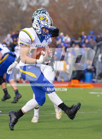 Thumbnail 1 in West Islip vs. Lindenhurst Section XI Division II Finals photogallery.