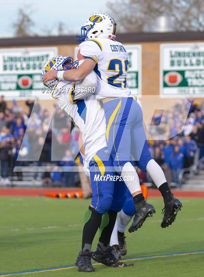 Thumbnail 2 in West Islip vs. Lindenhurst Section XI Division II Finals photogallery.