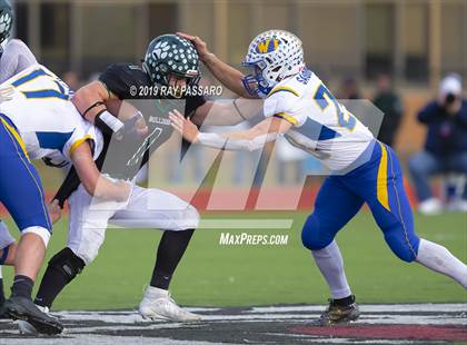 Thumbnail 2 in West Islip vs. Lindenhurst Section XI Division II Finals photogallery.