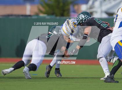 Thumbnail 1 in West Islip vs. Lindenhurst Section XI Division II Finals photogallery.