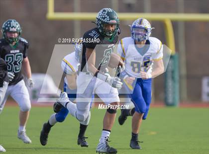 Thumbnail 1 in West Islip vs. Lindenhurst Section XI Division II Finals photogallery.