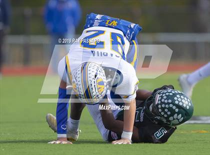 Thumbnail 3 in West Islip vs. Lindenhurst Section XI Division II Finals photogallery.