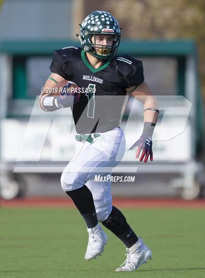 Thumbnail 1 in West Islip vs. Lindenhurst Section XI Division II Finals photogallery.