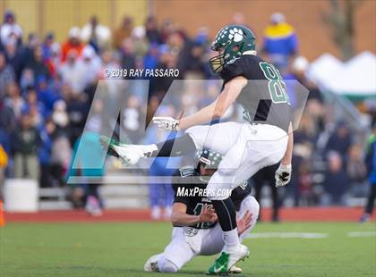 Thumbnail 3 in West Islip vs. Lindenhurst Section XI Division II Finals photogallery.