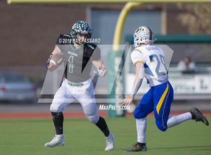 Thumbnail 1 in West Islip vs. Lindenhurst Section XI Division II Finals photogallery.