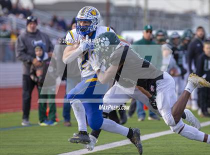 Thumbnail 1 in West Islip vs. Lindenhurst Section XI Division II Finals photogallery.
