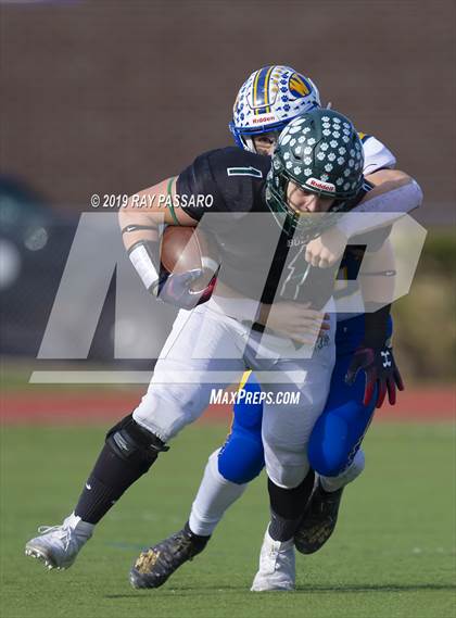 Thumbnail 3 in West Islip vs. Lindenhurst Section XI Division II Finals photogallery.