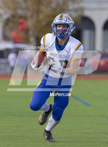 Thumbnail 1 in West Islip vs. Lindenhurst Section XI Division II Finals photogallery.