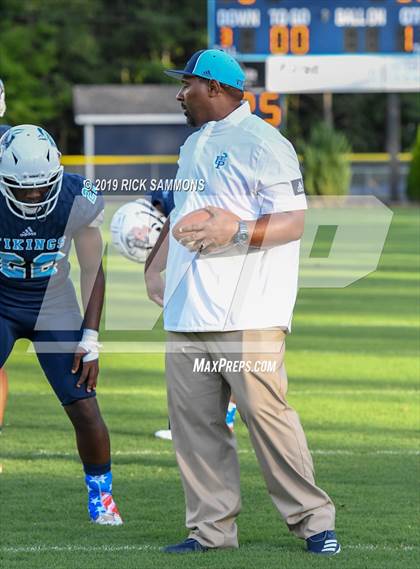 Thumbnail 3 in Montgomery Central @ Union Pines photogallery.
