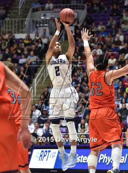 Thumbnail 2 in Brighton vs. Layton (UHSAA 5A Final) photogallery.