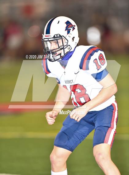Thumbnail 3 in Aubrey vs Mineral Wells (4A Bi-District Playoff) photogallery.