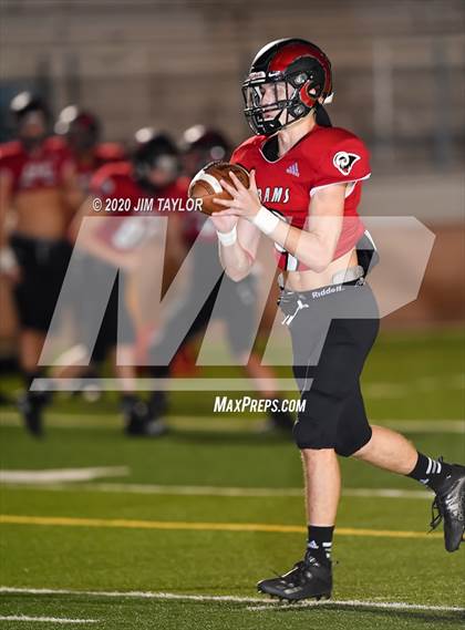 Thumbnail 2 in Aubrey vs Mineral Wells (4A Bi-District Playoff) photogallery.