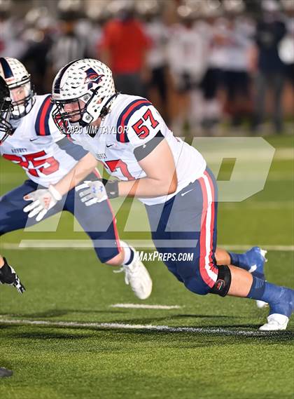 Thumbnail 3 in Aubrey vs Mineral Wells (4A Bi-District Playoff) photogallery.