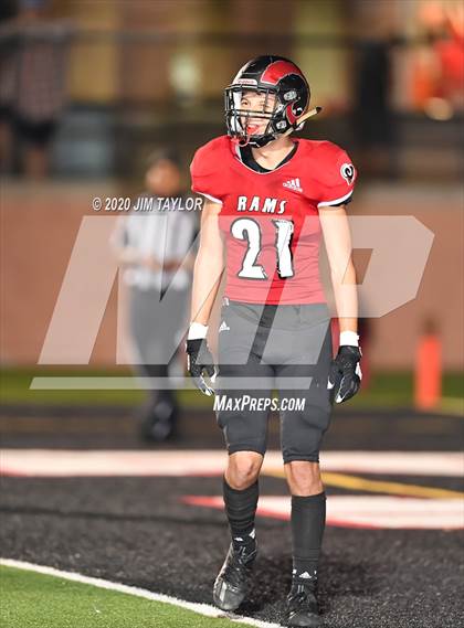 Thumbnail 2 in Aubrey vs Mineral Wells (4A Bi-District Playoff) photogallery.