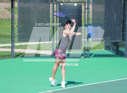 Thumbnail 1 in CHSAA 3A Region 1-Lutheran photogallery.
