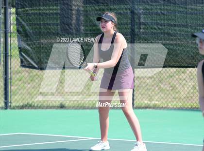 Thumbnail 2 in CHSAA 3A Region 1-Lutheran photogallery.