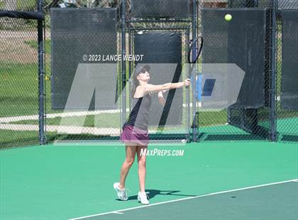 Thumbnail 3 in CHSAA 3A Region 1-Lutheran photogallery.