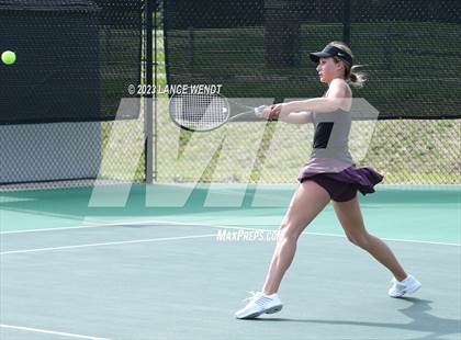 Thumbnail 3 in CHSAA 3A Region 1-Lutheran photogallery.