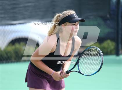 Thumbnail 2 in CHSAA 3A Region 1-Lutheran photogallery.