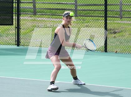 Thumbnail 3 in CHSAA 3A Region 1-Lutheran photogallery.