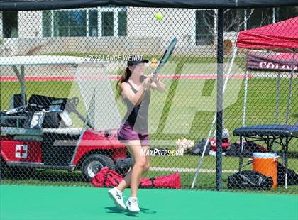 Thumbnail 3 in CHSAA 3A Region 1-Lutheran photogallery.