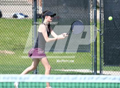Thumbnail 3 in CHSAA 3A Region 1-Lutheran photogallery.