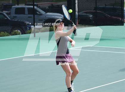 Thumbnail 2 in CHSAA 3A Region 1-Lutheran photogallery.