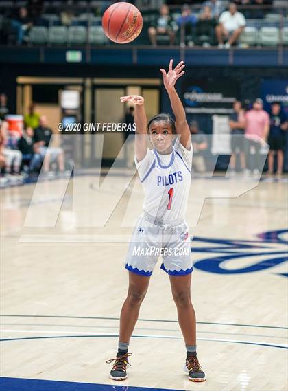 Thumbnail 1 in Cardinal Newman vs. St. Joseph Notre Dame (CIF NCS Open Division Final) photogallery.