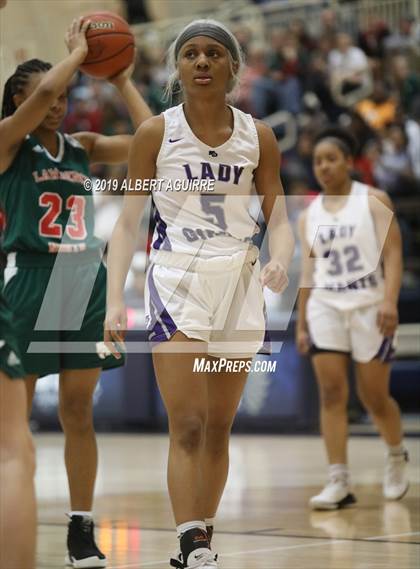 Thumbnail 2 in Lawrence North vs. Ben Davis photogallery.